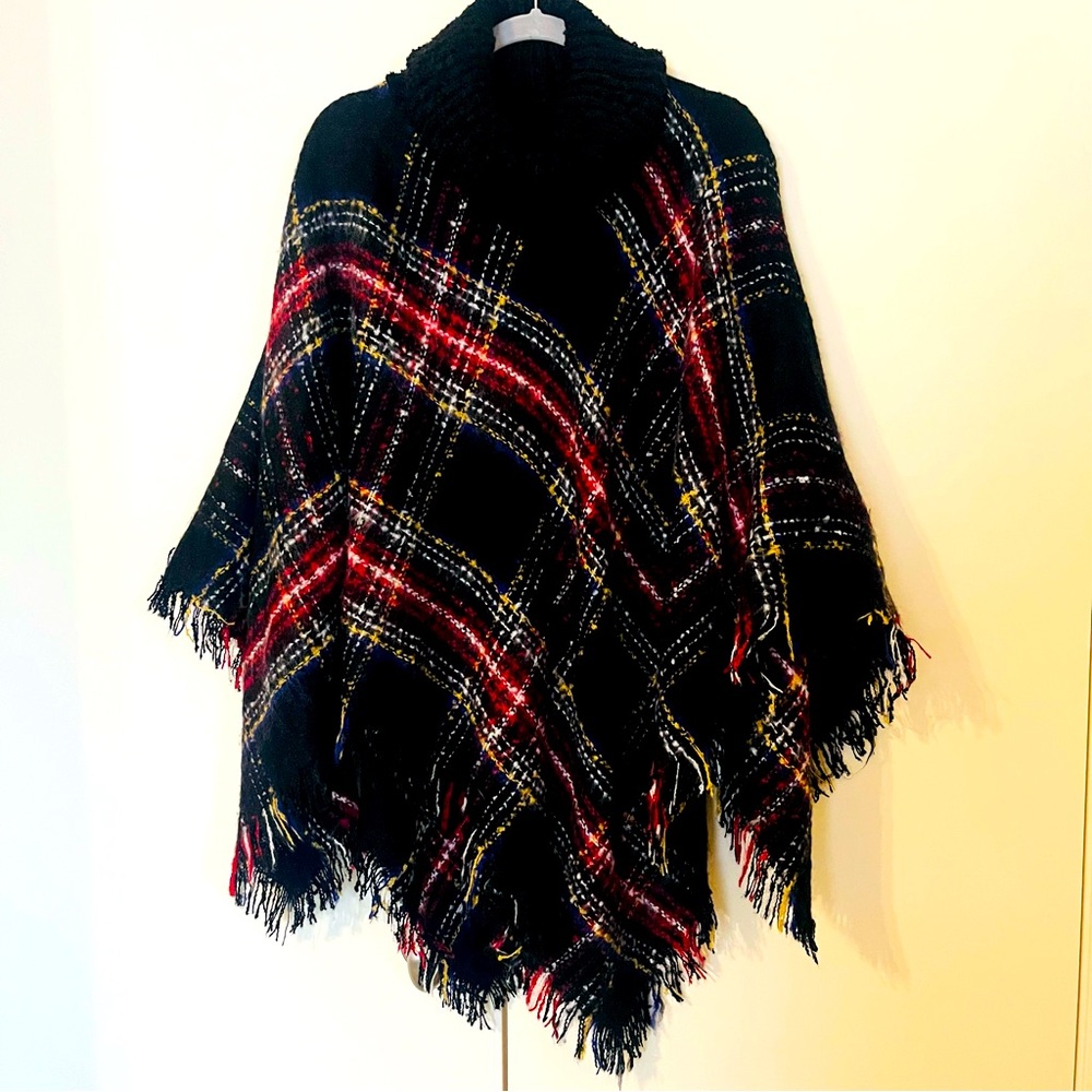 Harvé Benard Plaid Fringe Cape with Cowl Neck – One Size - Picture 2 of 8